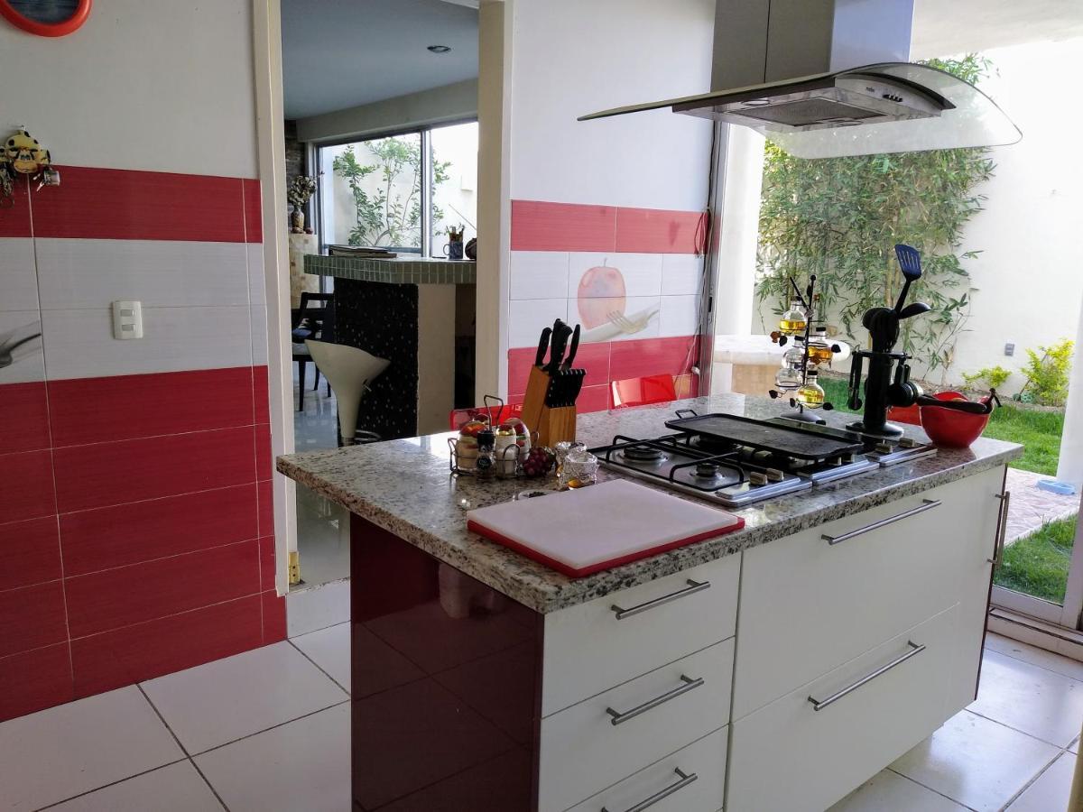 Habitaciones Business Class En Lomas De Angelopolis Tlaxcalancingo Bagian luar foto